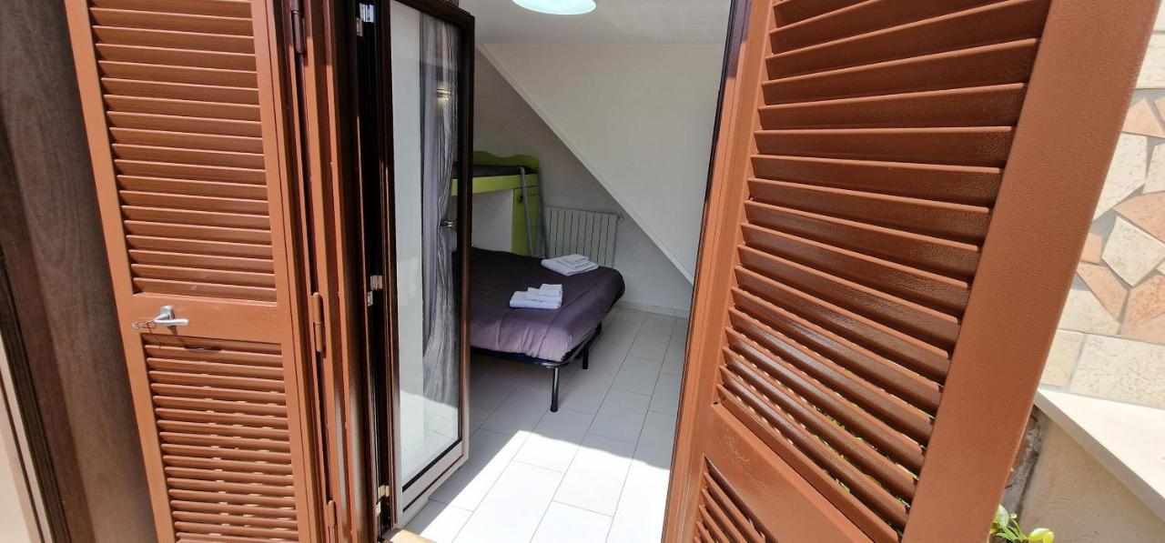 Fashion House Napoli Apartment Exterior foto