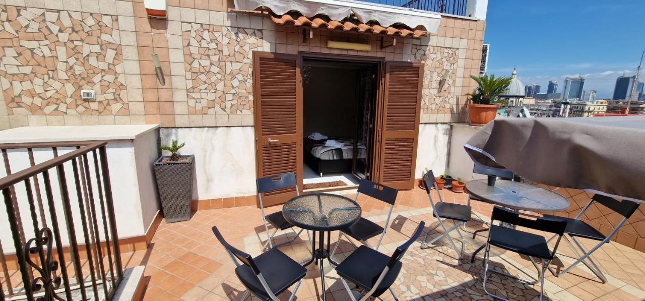 Fashion House Napoli Apartment Exterior foto